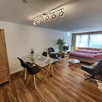 Fuer 4 Pers Neben Talstation Parsennbahn Und Buenda Skilift Private Dachterrasse Appartement