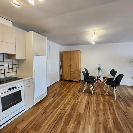 Stilvolles Und Ruhiges Mit Privater 60m2 Sonnenterrasse Bei Der Parsennbahn شقة *