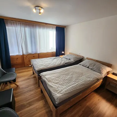 Fuer 4 Pers Neben Talstation Parsennbahn Und Buenda Skilift Private Dachterrasse 다보스