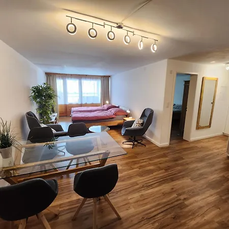 Stilvolles Und Ruhiges Mit Privater 60m2 Sonnenterrasse Bei Der Parsennbahn * Давос