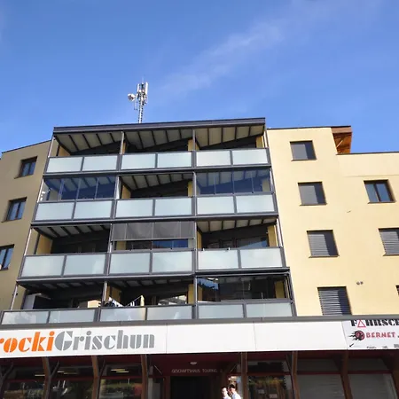 Apartment 2 Neben Talstation Parsennbahn Und Buenda-lift Mit 60m2 Grosser, Privater Dachterrasse