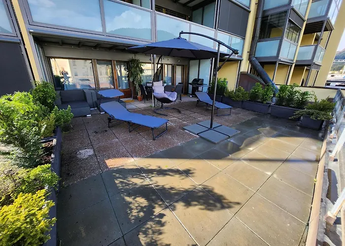 Fuer 4 Pers Neben Talstation Parsennbahn Und Buenda Skilift Private Dachterrasse Apartman